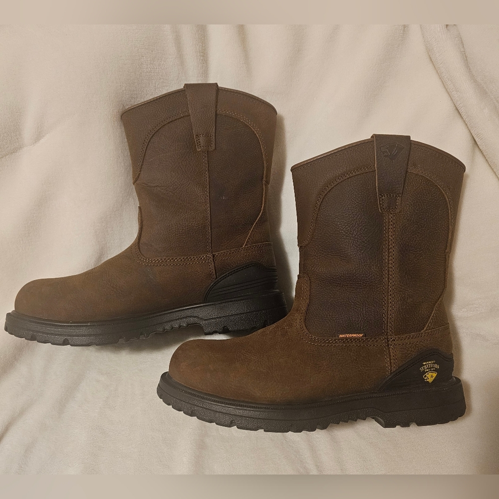 Steel-Toe Brown Leather Work Boots - Waterproof, Slip-Resistant - Picture 3 of 7